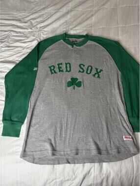 BOSTON RED SOX ST PATRICKS DAY GREEN SHAMROCK Thermal Shirt By Stitches Large J4